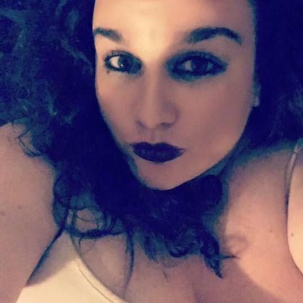 Meet your Posher, Valerie